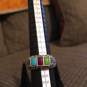 Beautiful sterling silver ring.